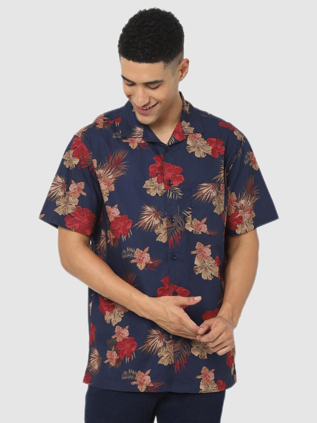 

Celio Men Navy Blue Classic Floral Printed Casual Shirt