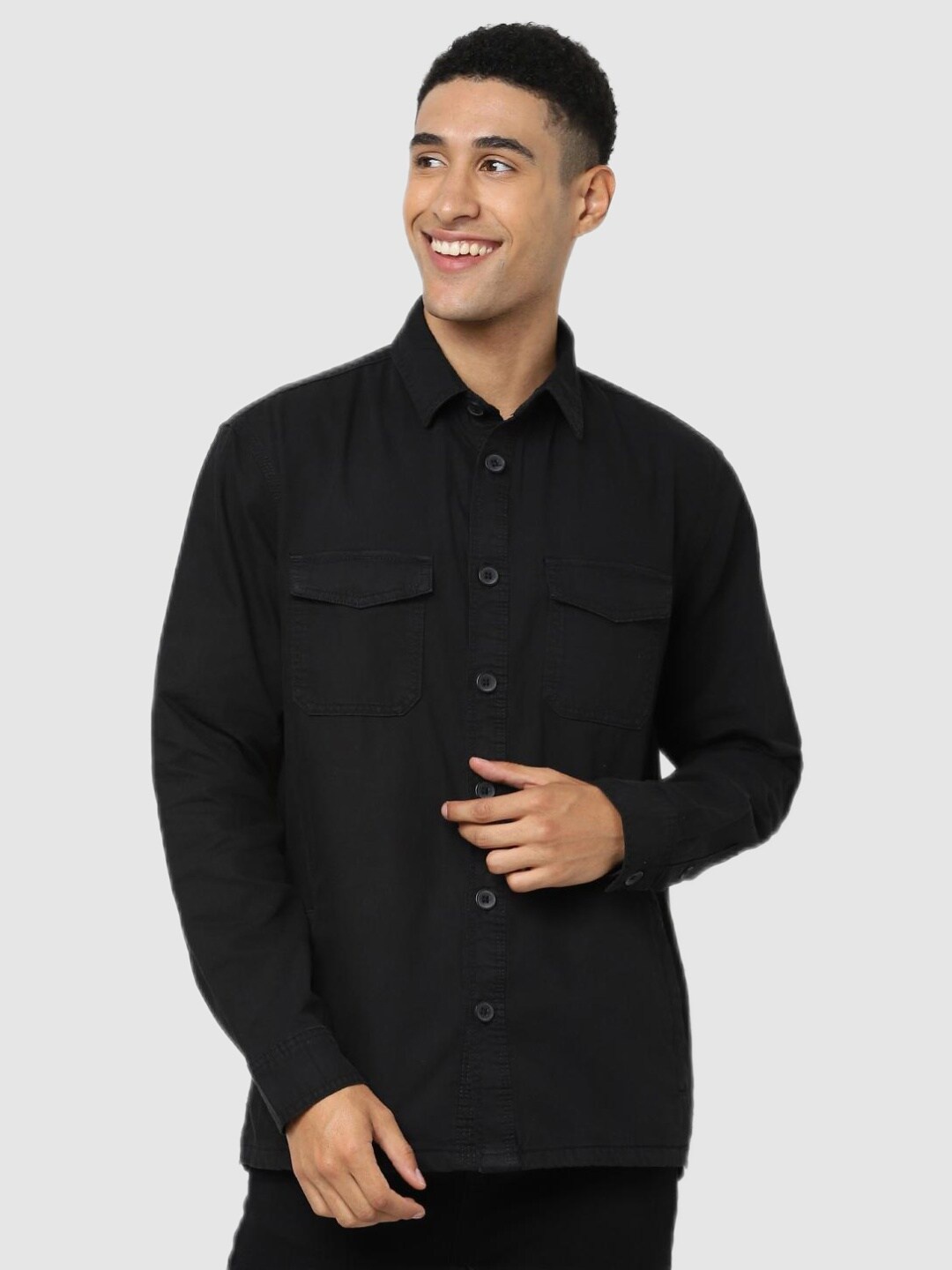 

Celio Men Black Solid Classic Casual Shirt