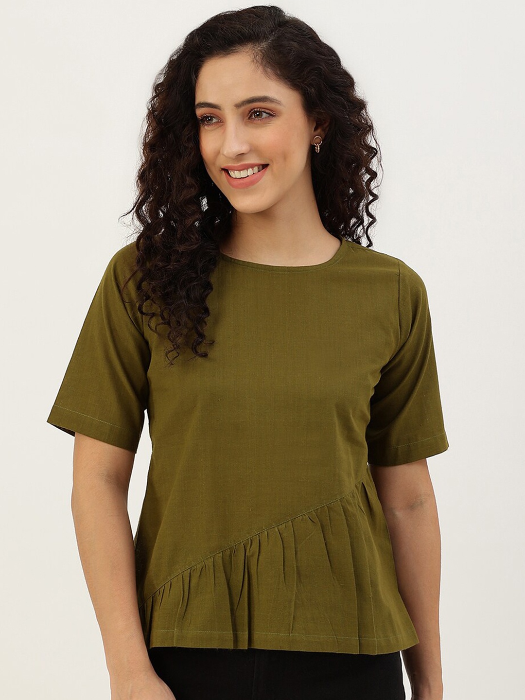 

Lokatita Women Olive Green Solid Pure Cotton Regular Top