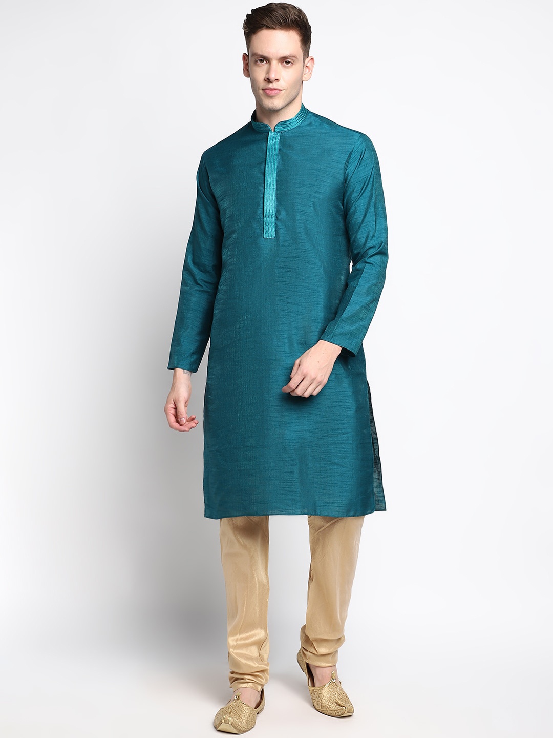 

DEVOILER Men Turquoise Blue Solid Silk Kurta, Green