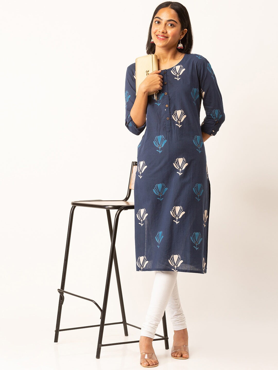 

ZOLA Women Blue & White Floral Printed Floral Pathani Kurta Plus Size