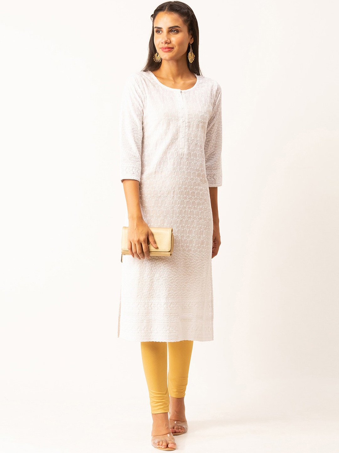 

ZOLA Women White Floral Embroidered Kurta