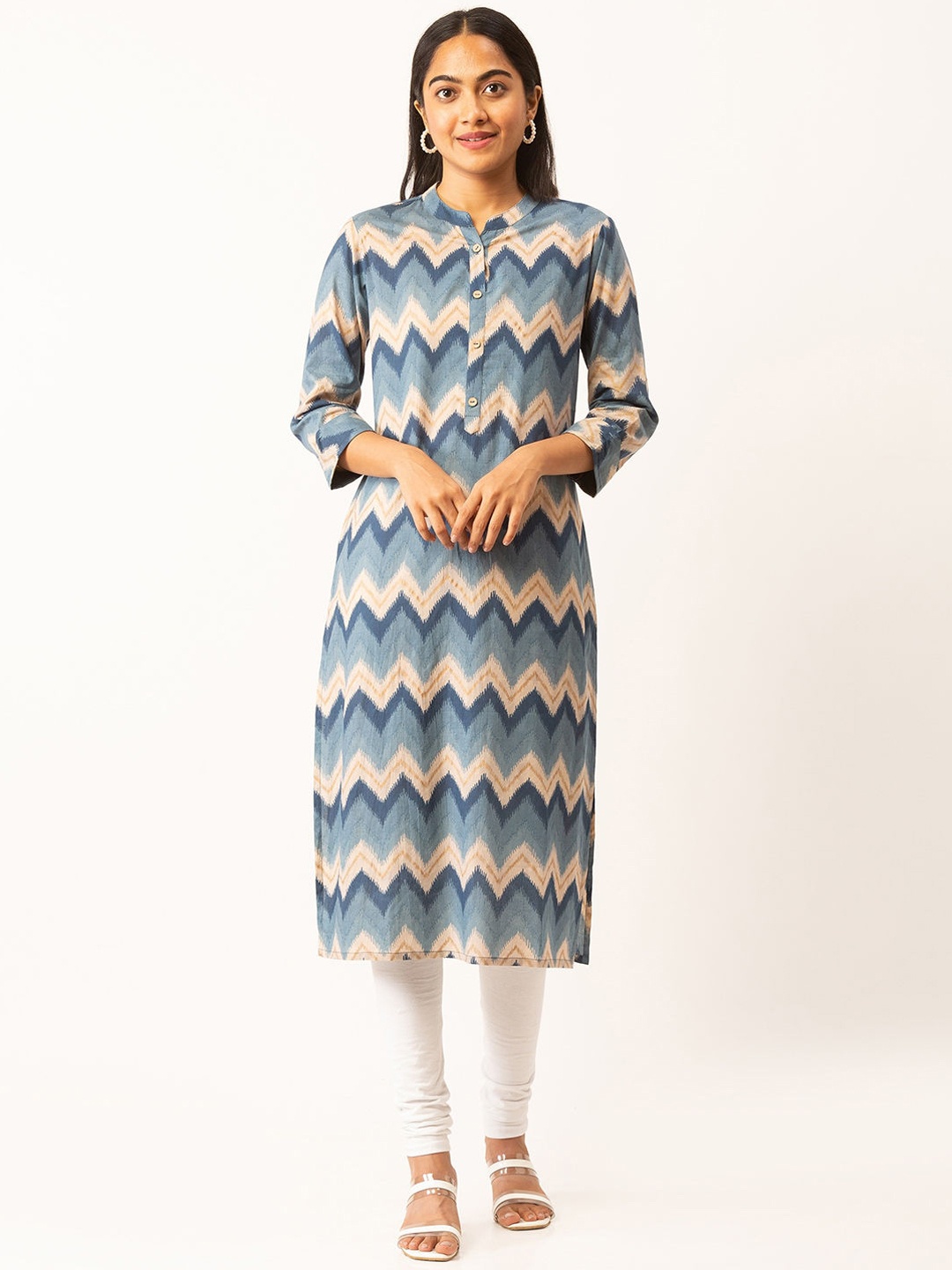 

ZOLA Women Blue Geometric Ikat Printed Cotton Kurta