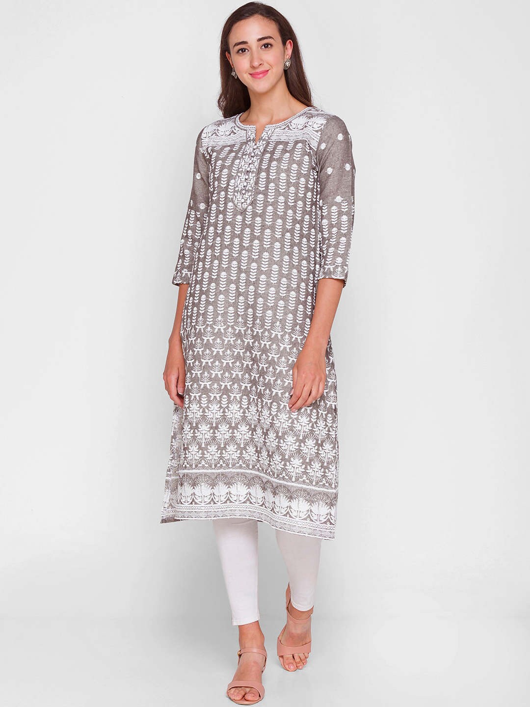 

ZOLA Women Grey Embroidered Keyhole Neck Flared Sleeves Anarkali Kurta