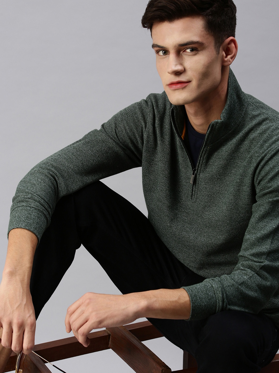 

SHOWOFF Men Green Cotton Sweatshirt