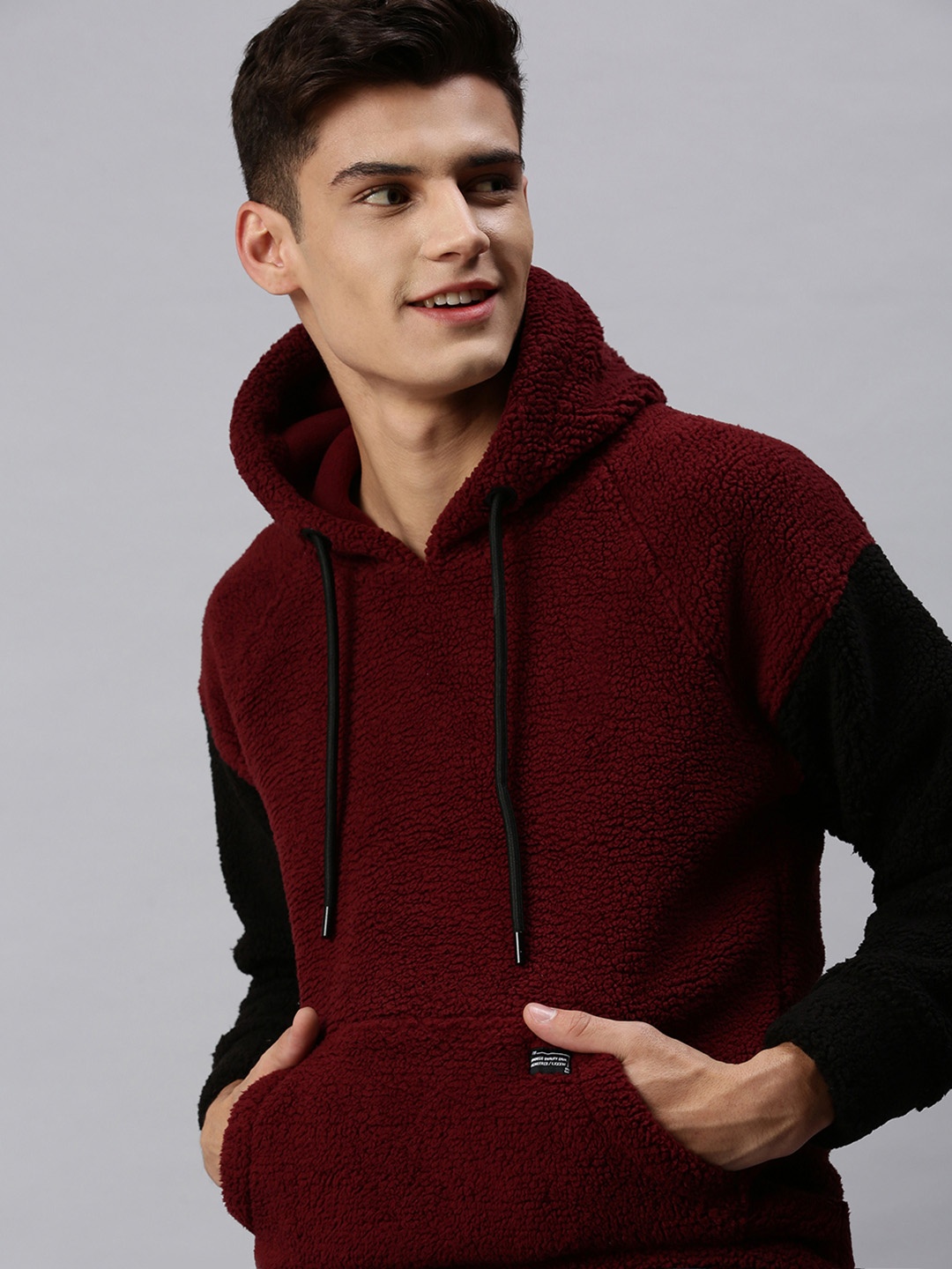 

SHOWOFF Men Maroon Colourblocked Hooded Sweatshirt