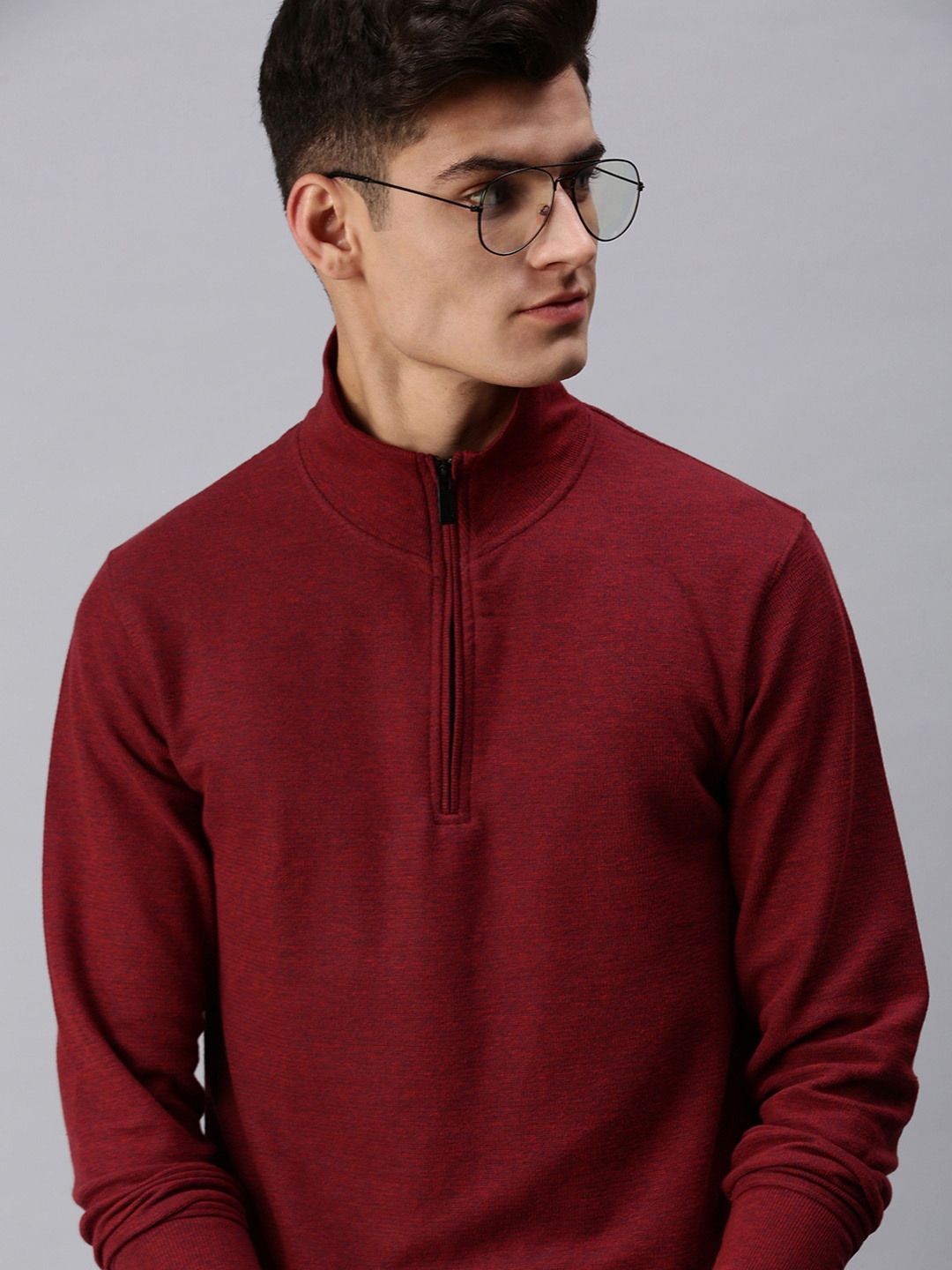 

SHOWOFF Men Maroon Sweatshirt