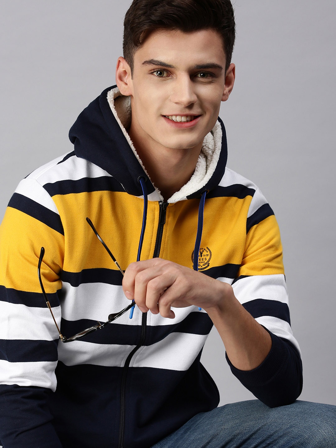 

SHOWOFF Men Navy Blue Colourblocked Hooded Sweatshirt