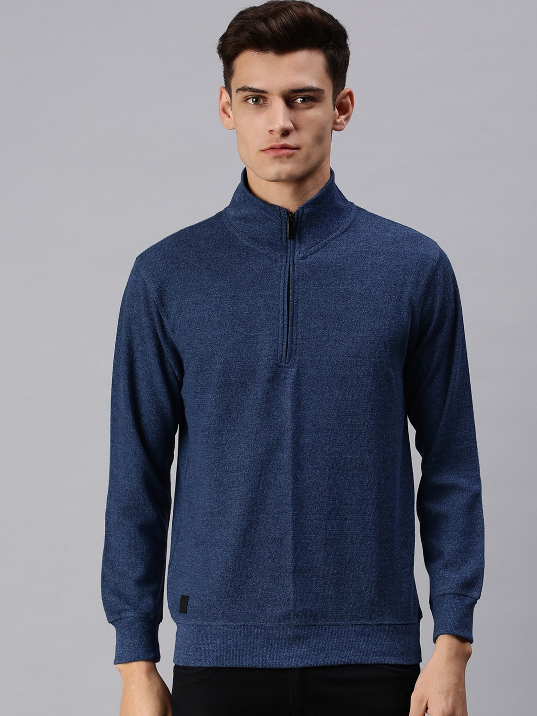 

SHOWOFF Men Blue Solid Sweatshirt