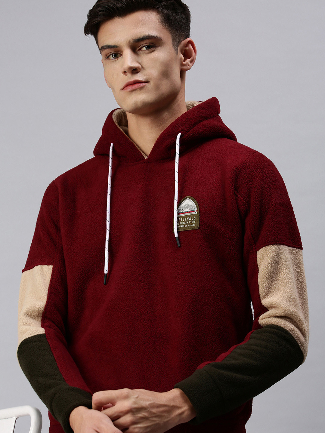 

SHOWOFF Men Maroon Hooded Sweatshirt