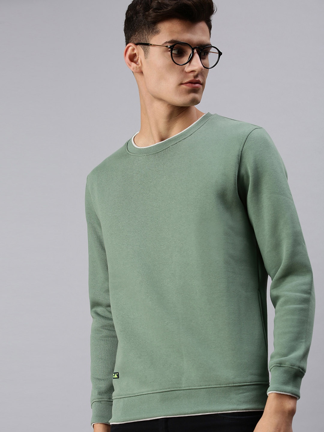 

SHOWOFF Men Green Cotton Pullover Sweatshirt