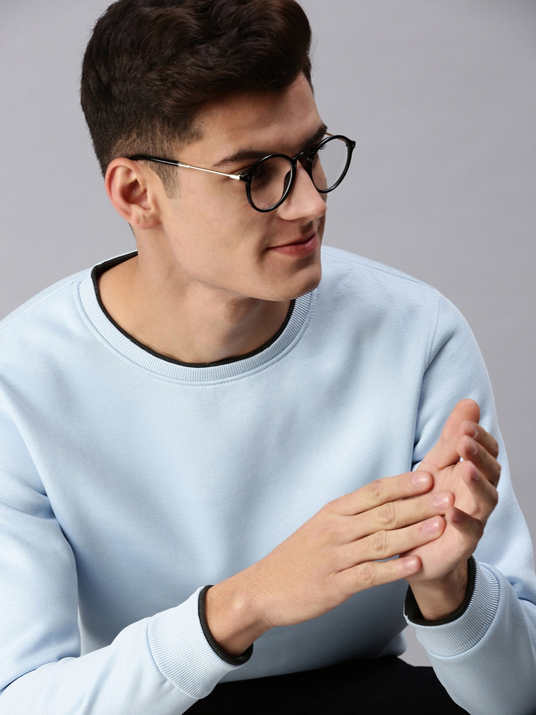 

SHOWOFF Men Blue Sweatshirt