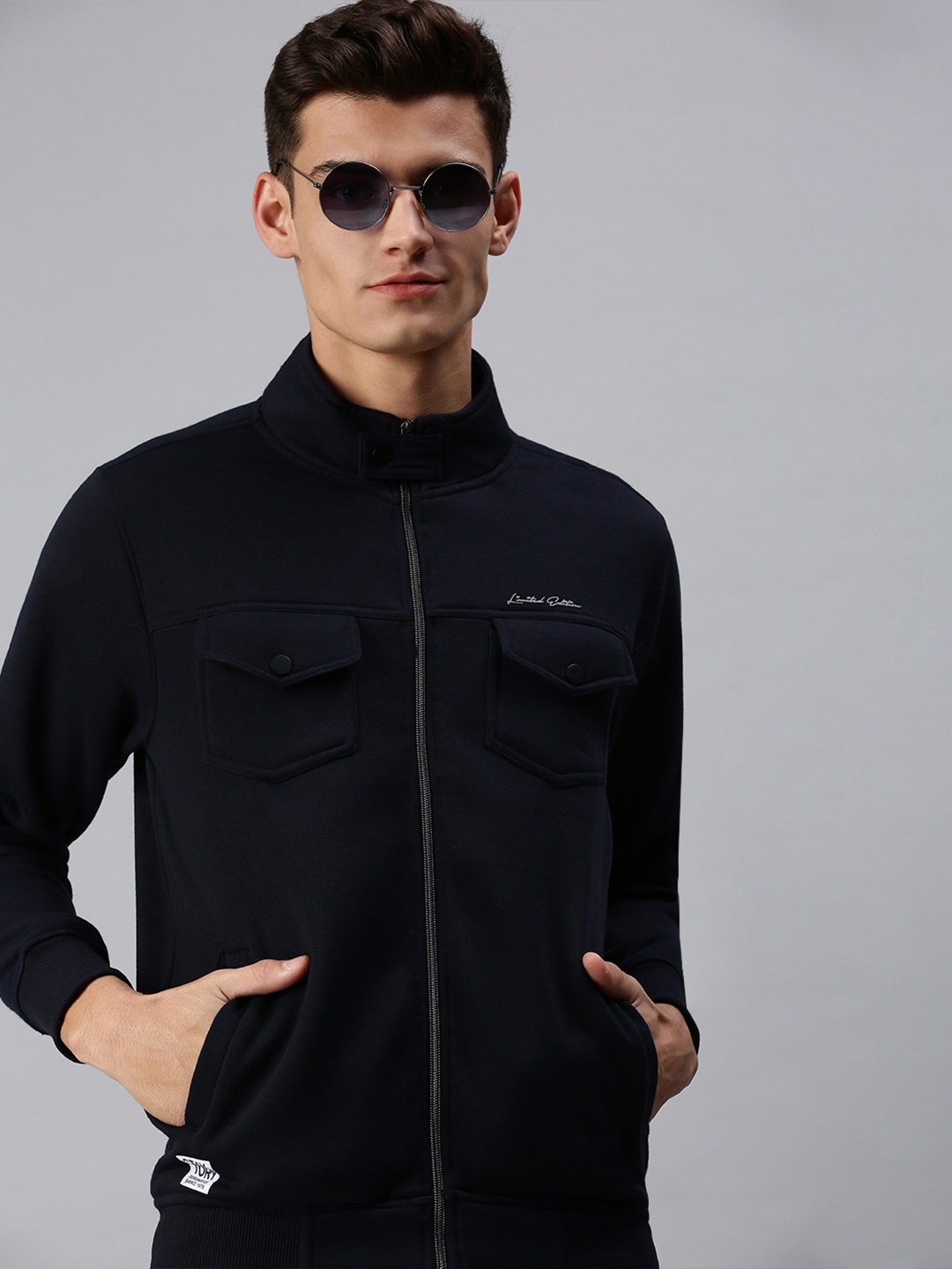 

SHOWOFF Men Navy Blue Sweatshirt