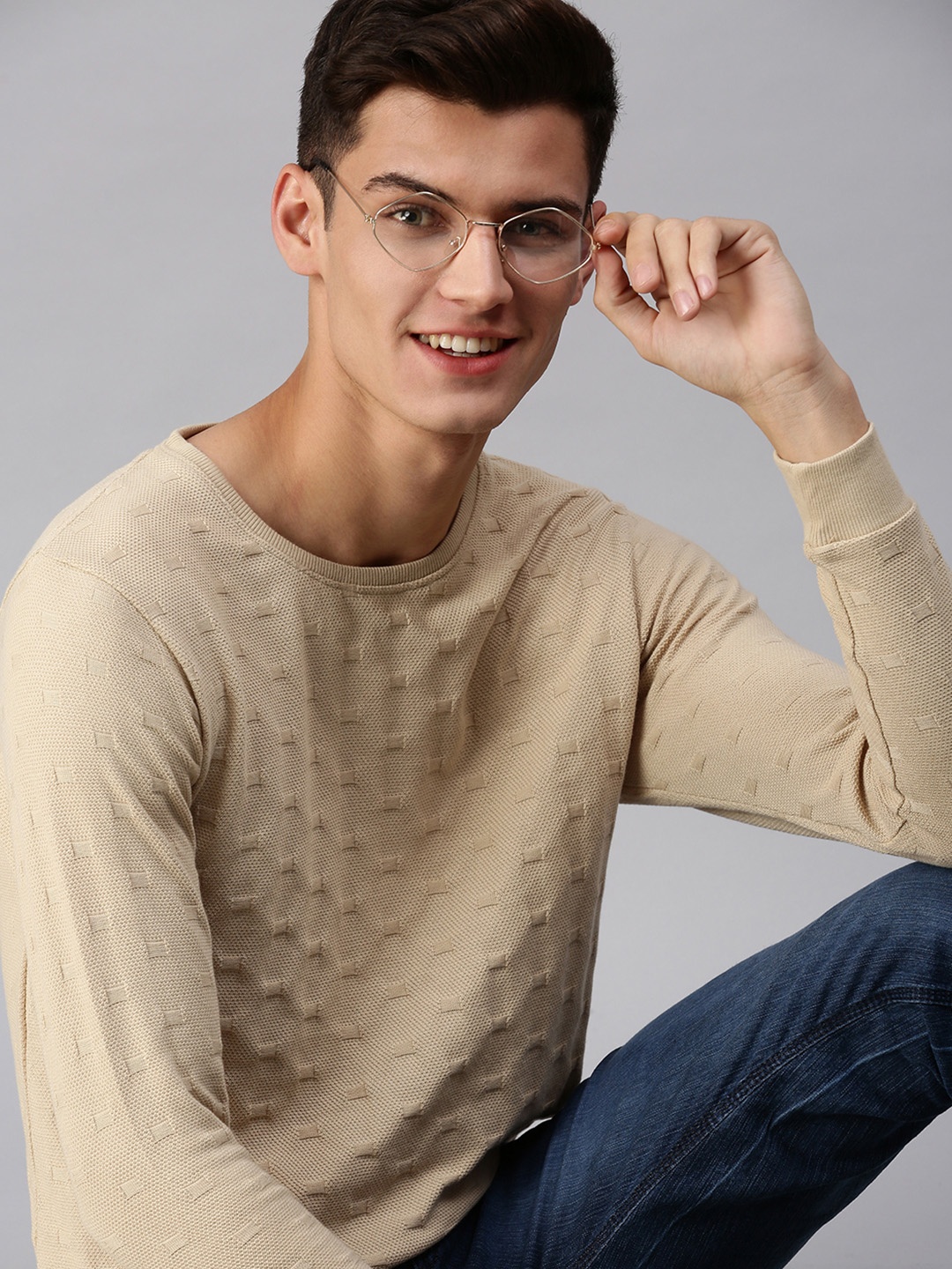 

SHOWOFF Men Beige Pullover Sweatshirt