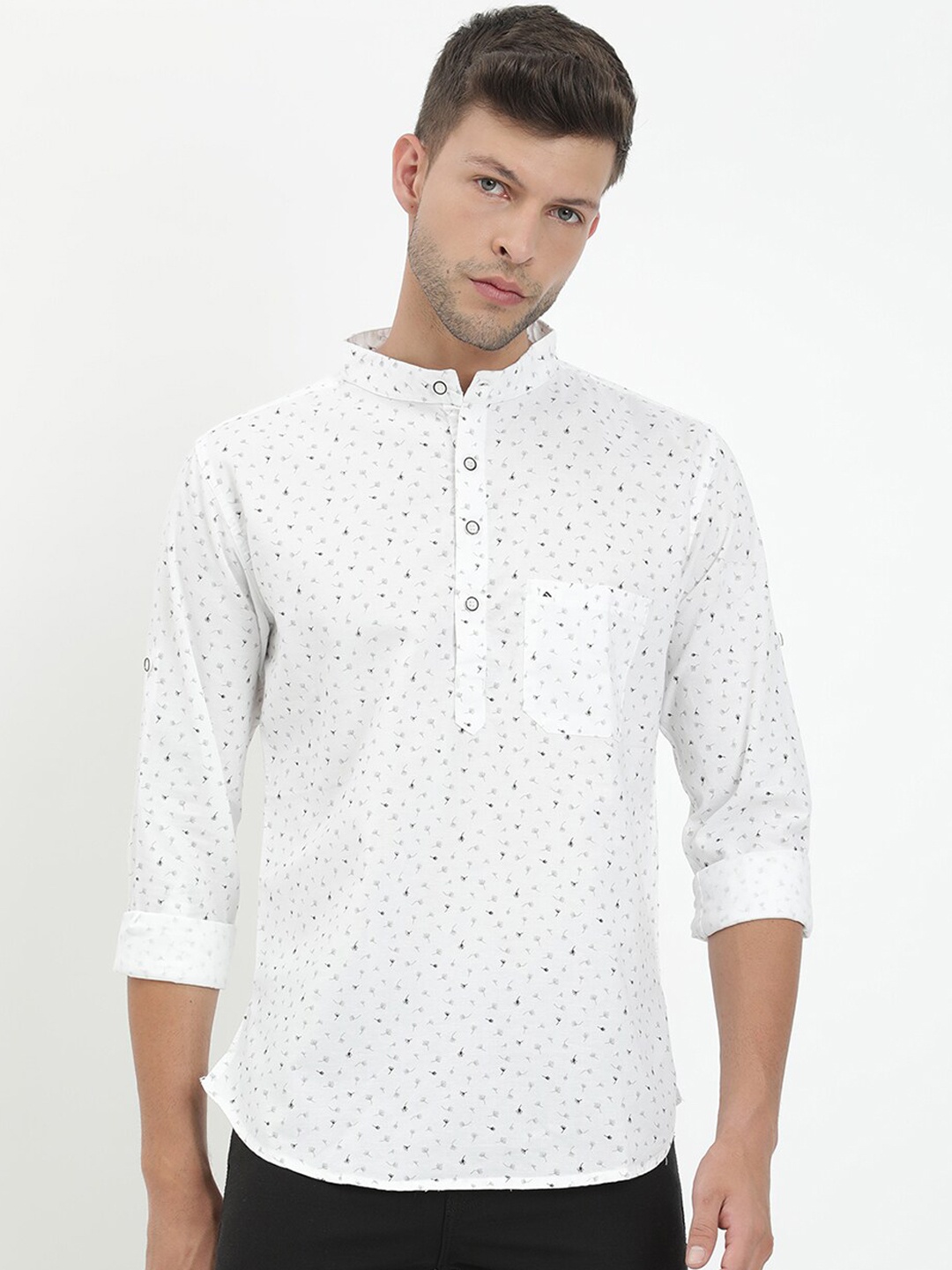 

V2 Value & Variety Men White Floral Kurta