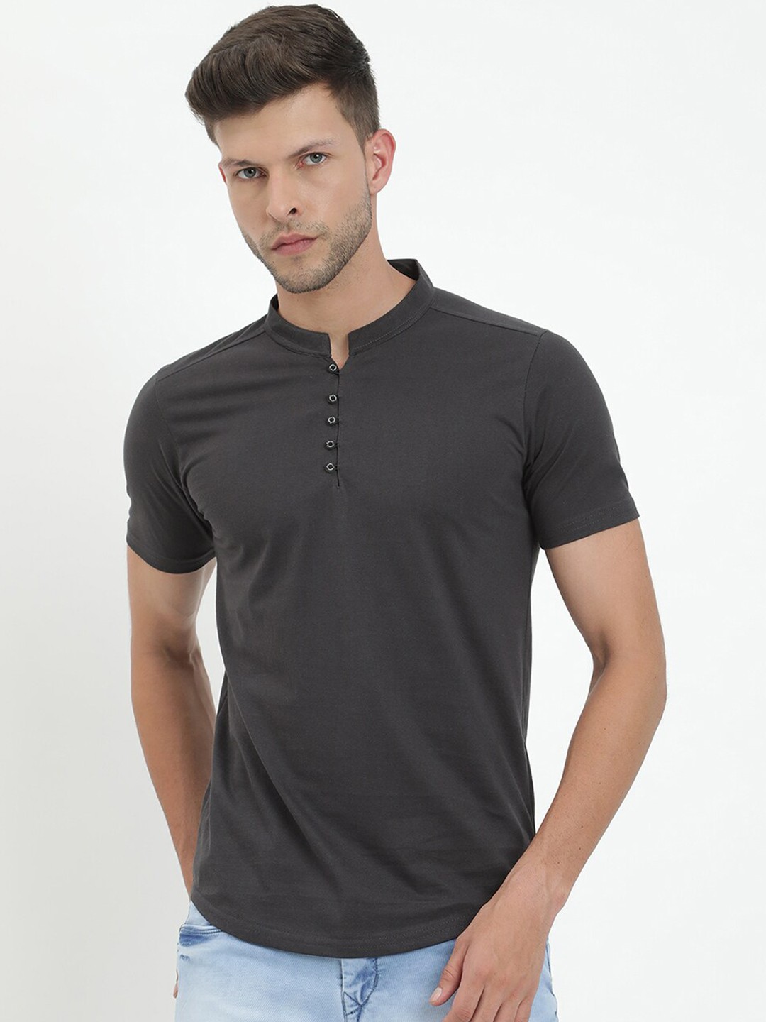 

V2 Value & Variety Men Grey Mandarin Collar T-shirt