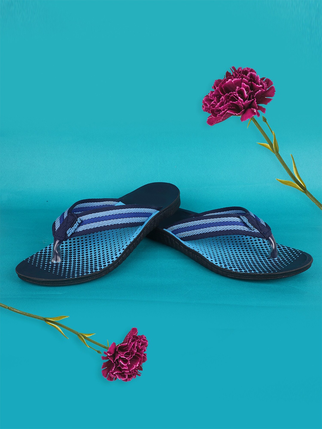 

FABBMATE Men Blue & Black Printed Slip-On