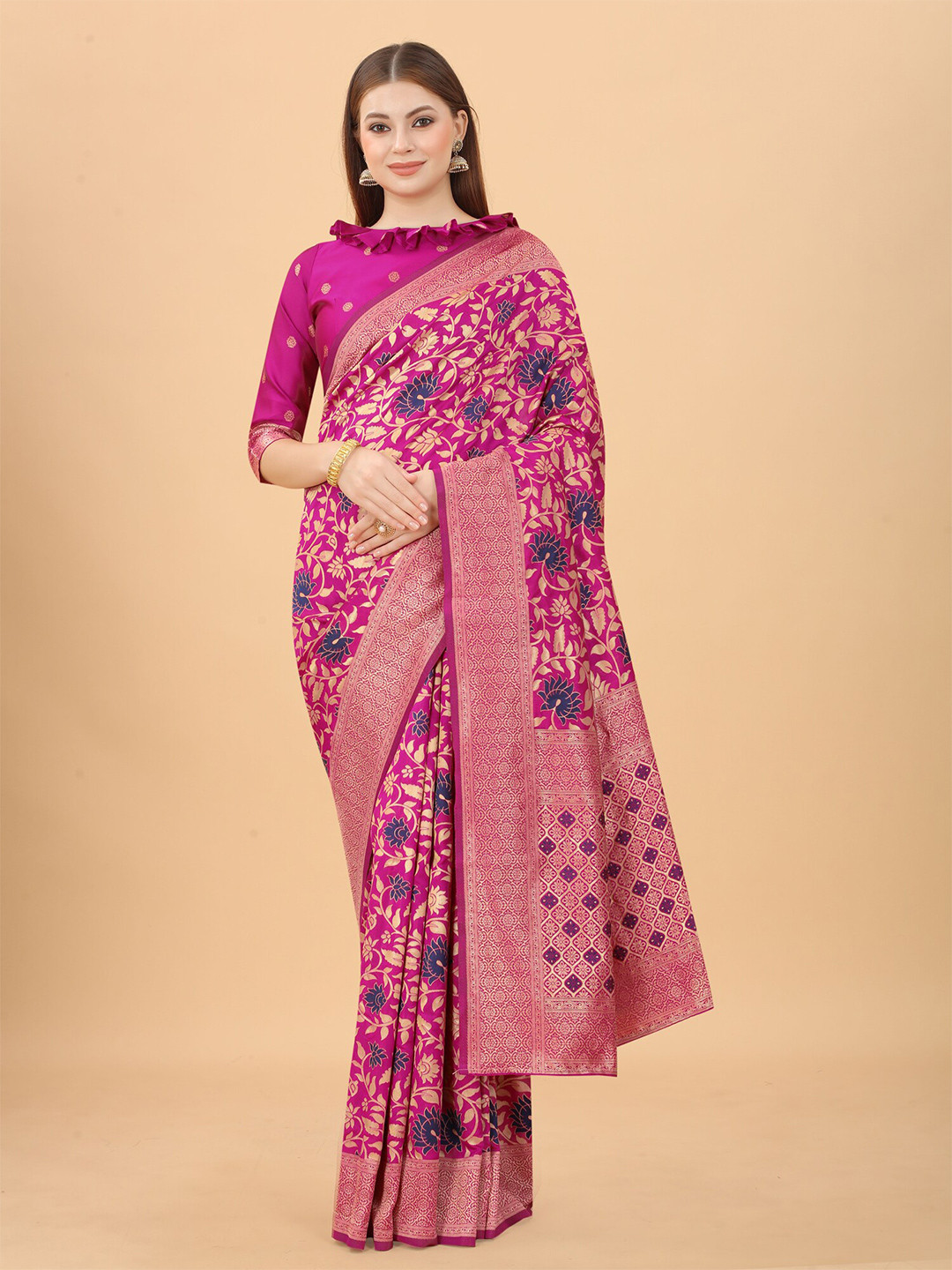 

WELL WORN Pink & Gold-Toned Woven Design Zari Silk Cotton Banarasi Saree