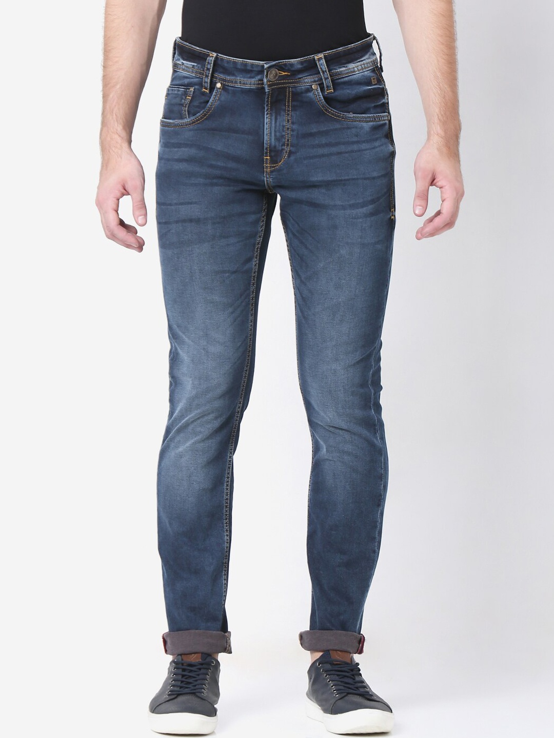 

Mufti Men Blue Slim Fit Light Fade Stretchable Jeans