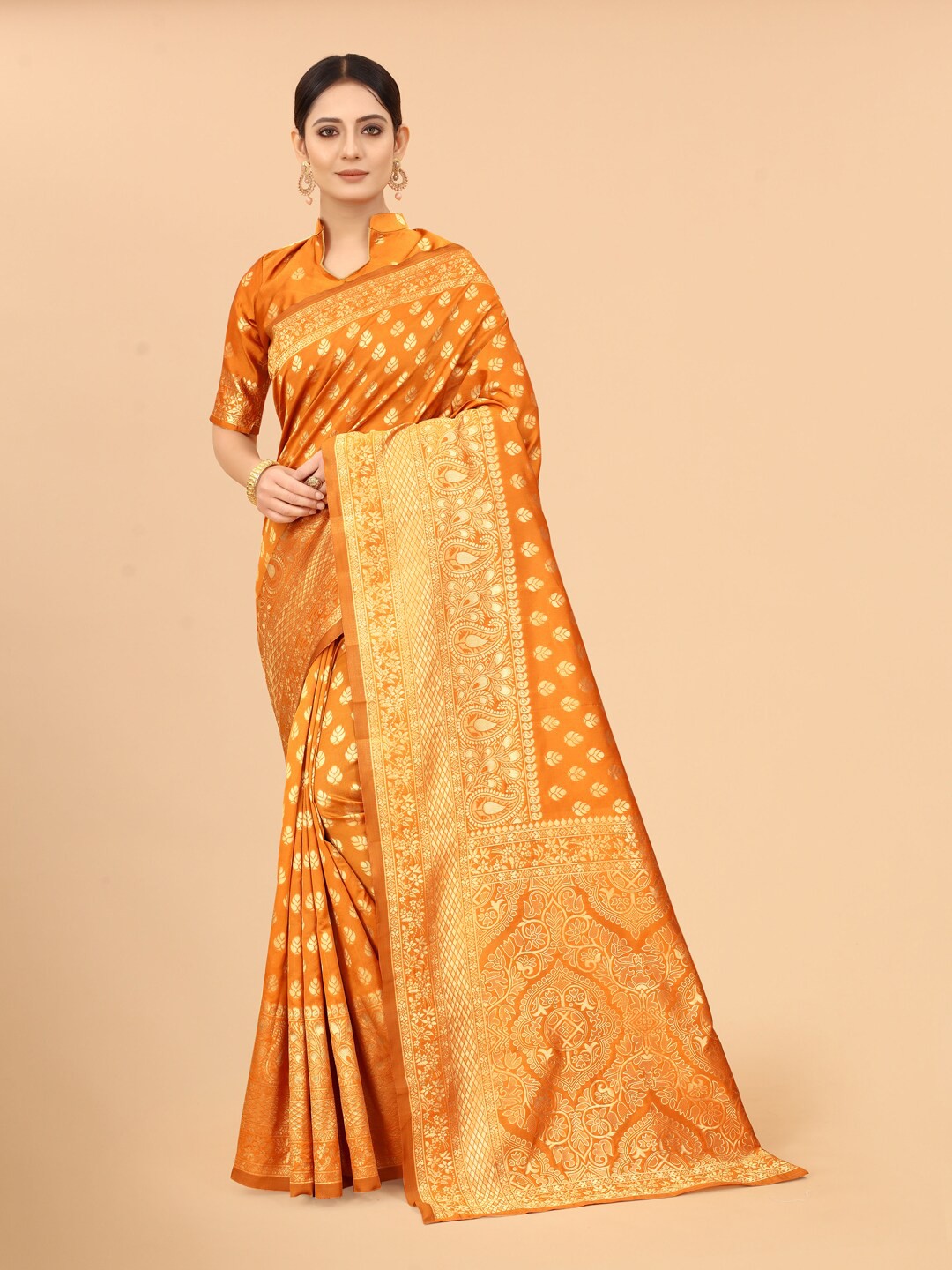 

WELL WORN Orange & Gold-Toned Woven Design Zari Silk Cotton Banarasi Saree