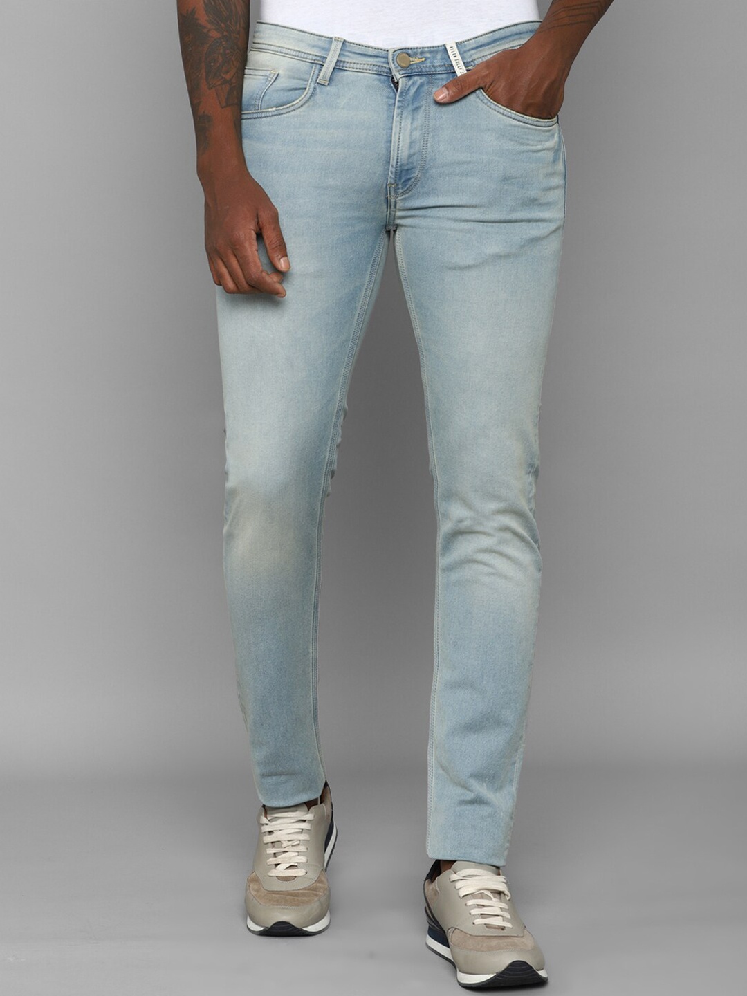 

Allen Solly Sport Men Blue Skinny Fit Jeans
