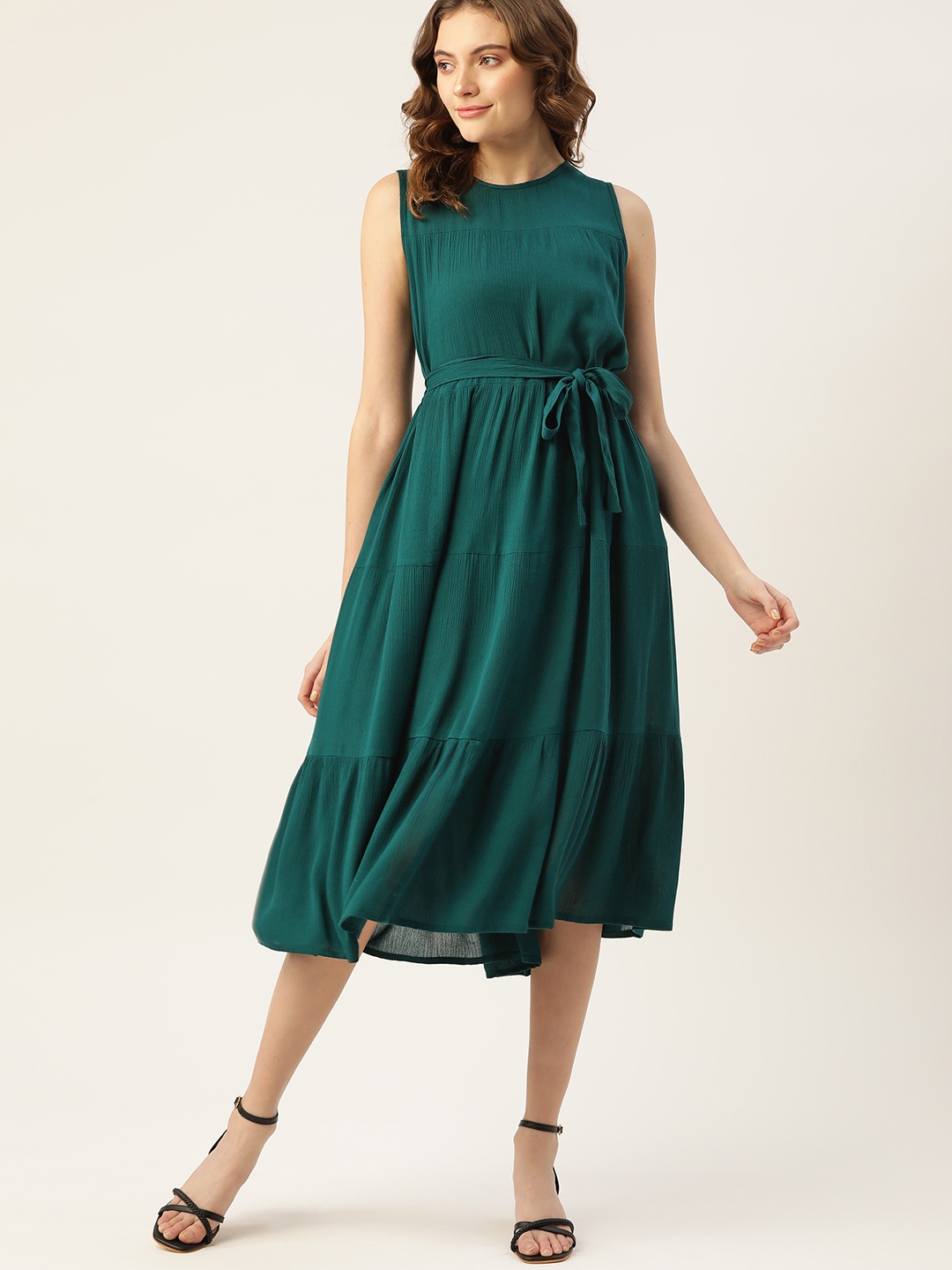 

DressBerry Women Green Solid A-Line Midi Dress with Belt