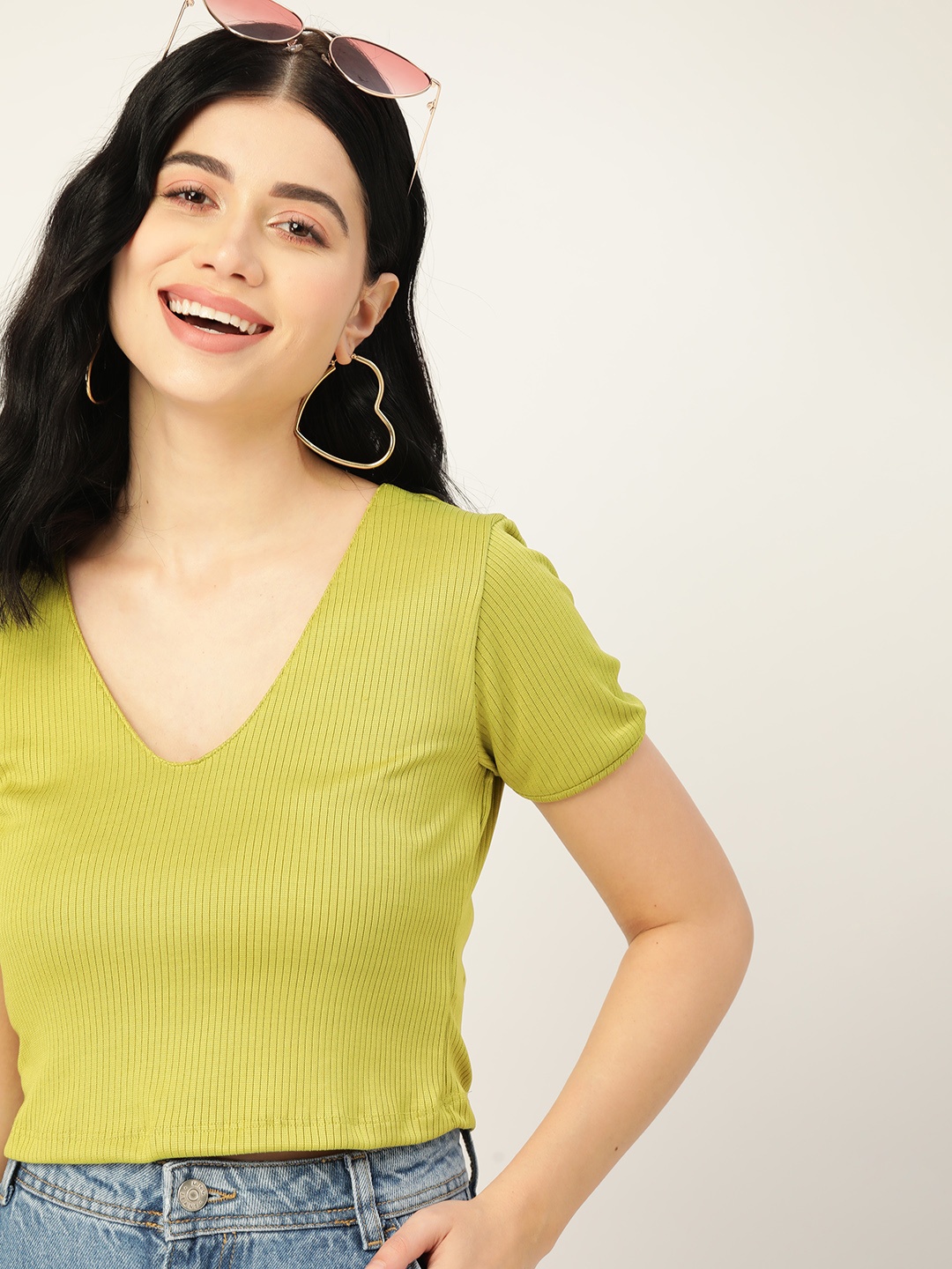 

DressBerry Women Green Solid V-Neck Fitted Crop Top