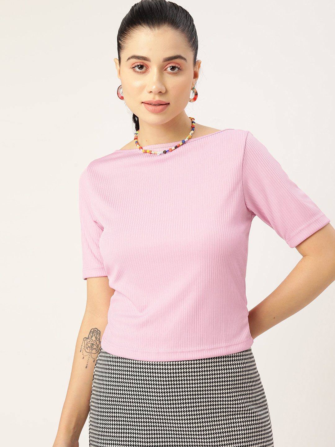 

DressBerry Women Pink Solid Boat Neck Fitted Top
