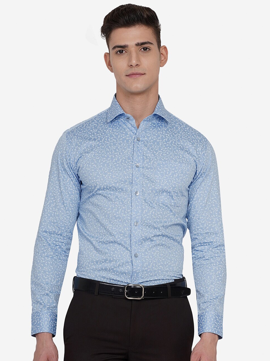 

Greenfibre Men Blue Custom Slim Fit Printed Casual Shirt