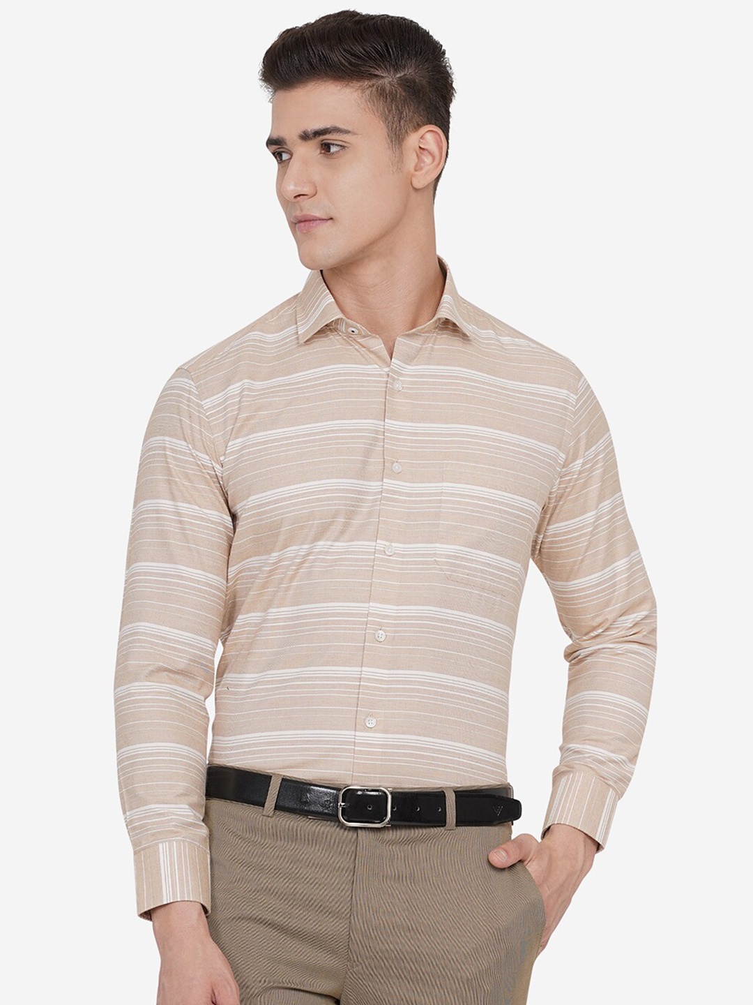 

Greenfibre Men Brown Custom Slim Fit Horizontal Stripes Striped Formal Shirt