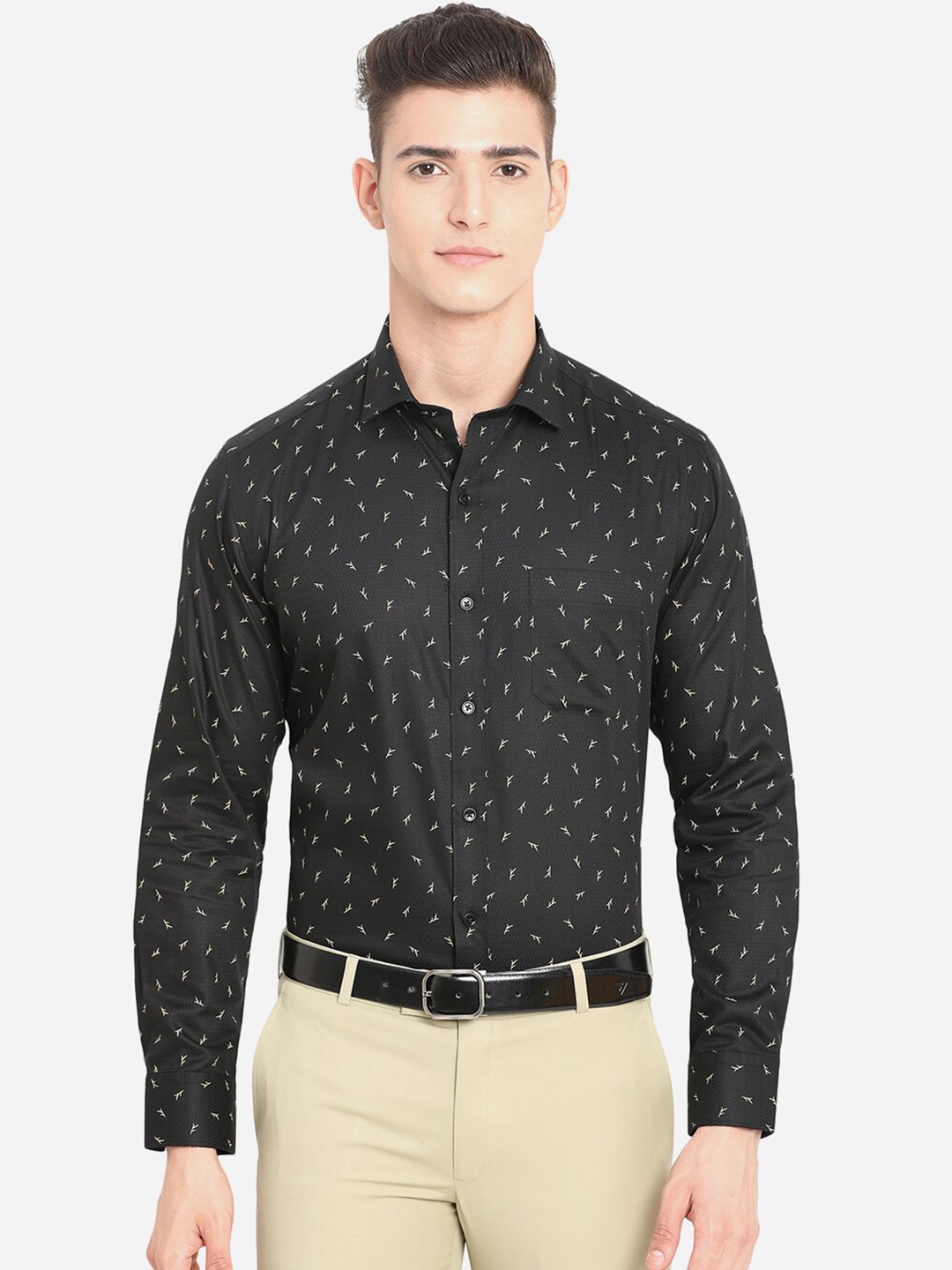 

Greenfibre Men Black Custom Slim Fit Printed Casual Shirt