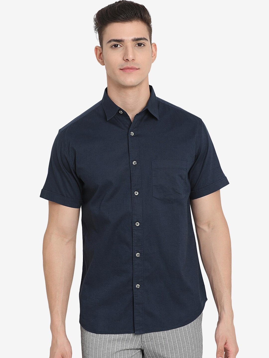 

Greenfibre Men Navy Blue Solid Custom Slim Fit Casual Shirt