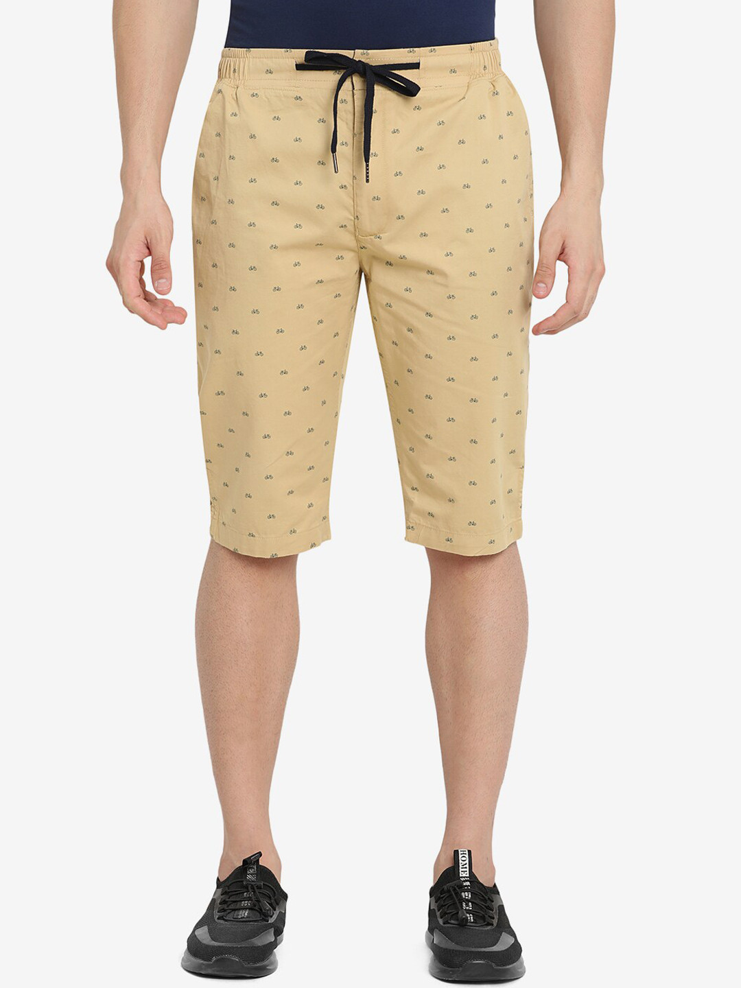 

JADE BLUE Men Khaki Printed Slim Fit Shorts