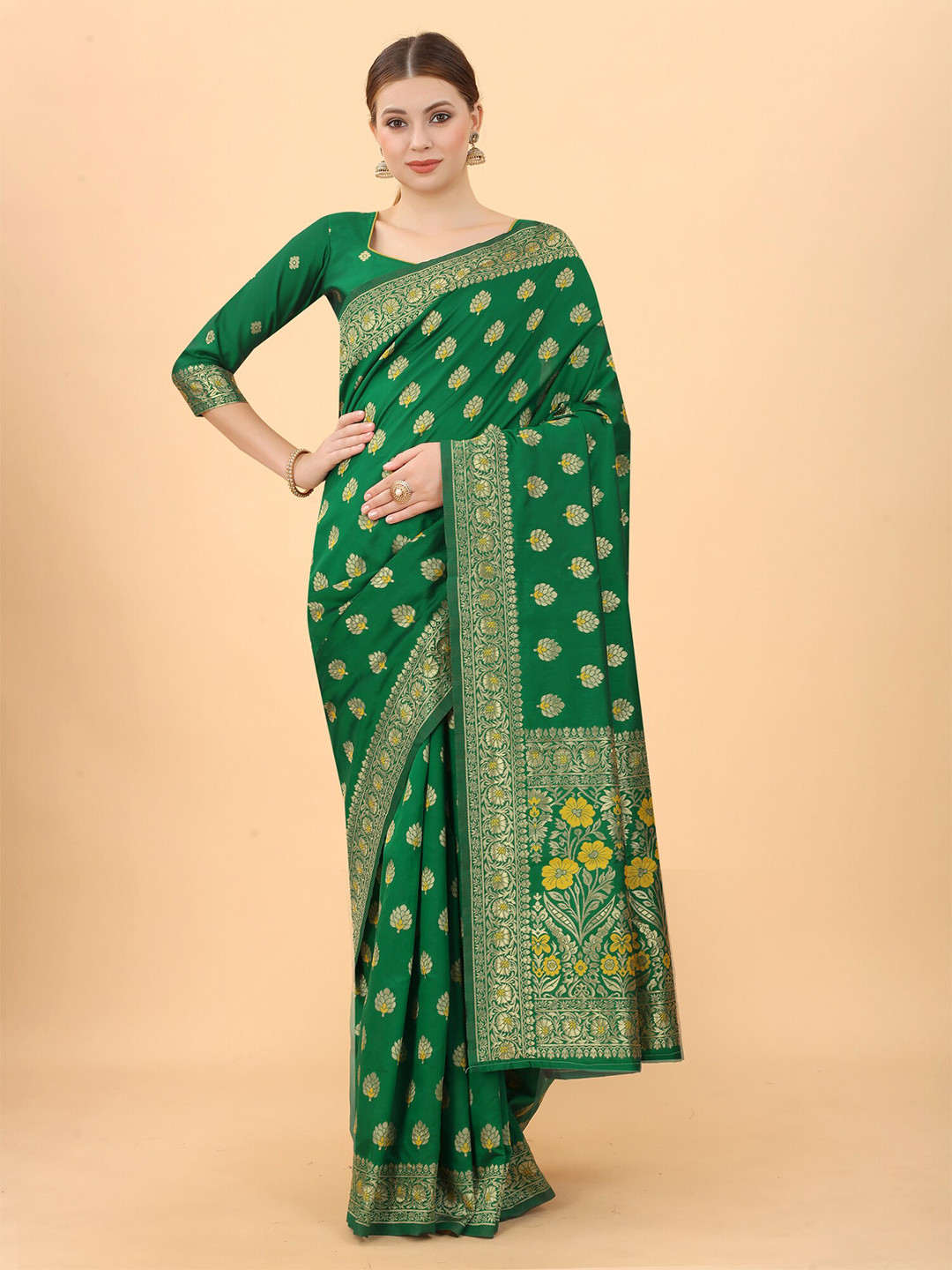 

WELL WORN Green & Gold-Toned Woven Design Zari Silk Cotton Banarasi Saree