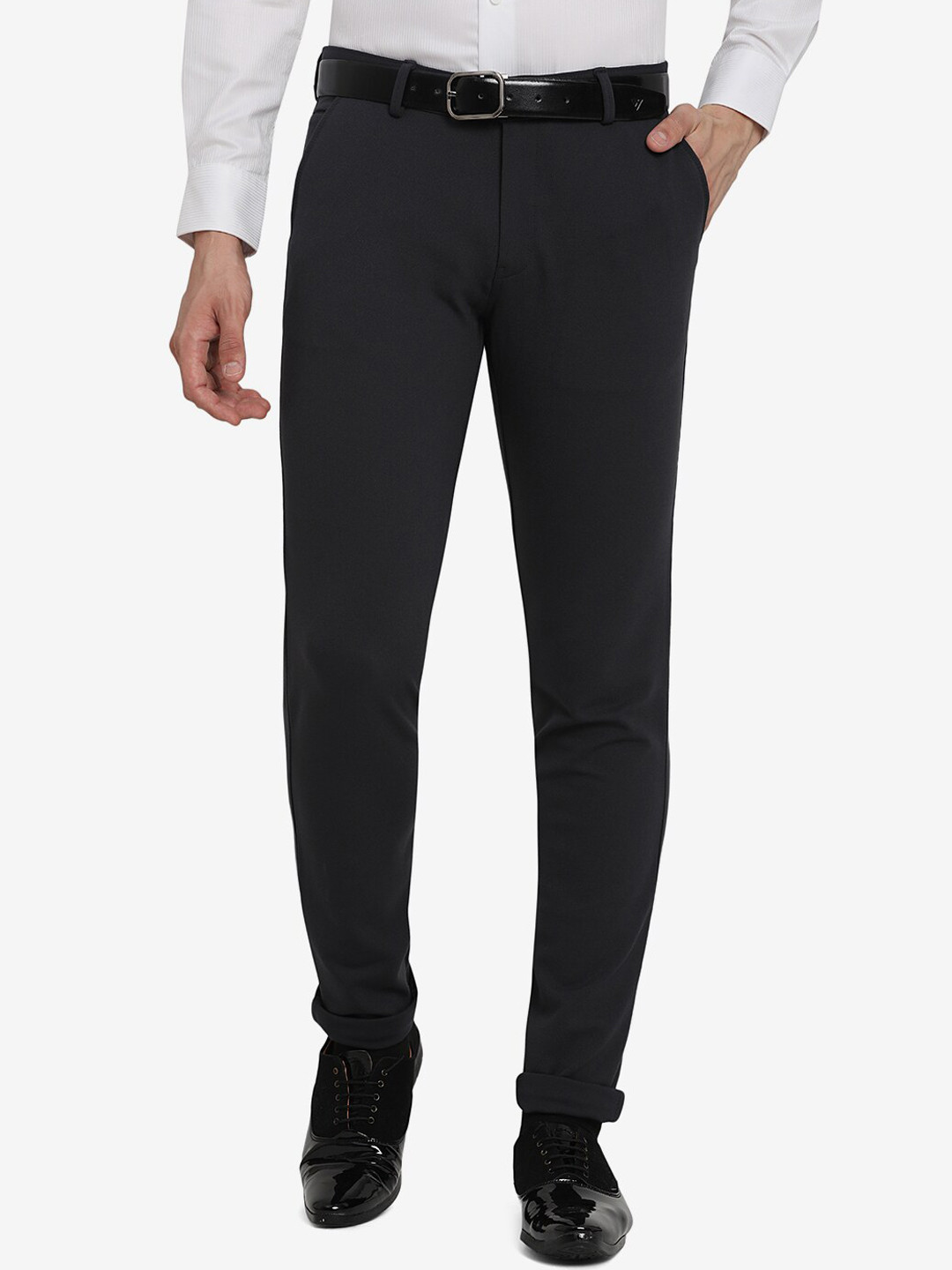 

JB STUDIO Men Blue Solid Cotton Slim Fit Trousers