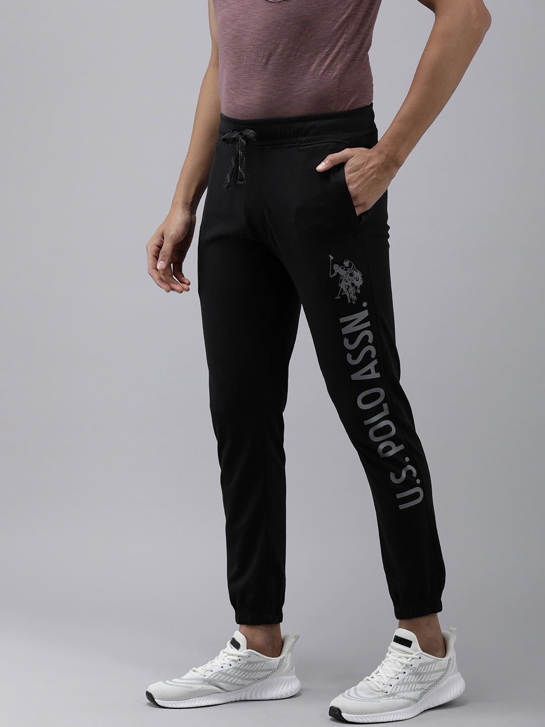 

U.S. Polo Assn. Men Brand Logo Printed Mid Rise Jogger, Black