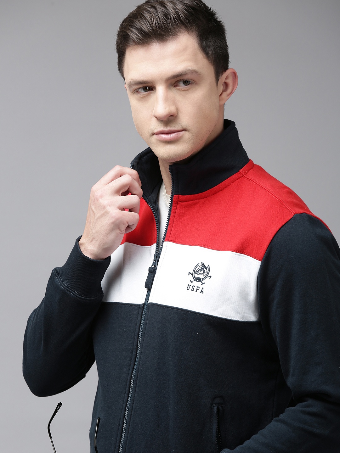 

U.S. Polo Assn. Men Navy Blue & White Colourblocked Pure Cotton Sweatshirt