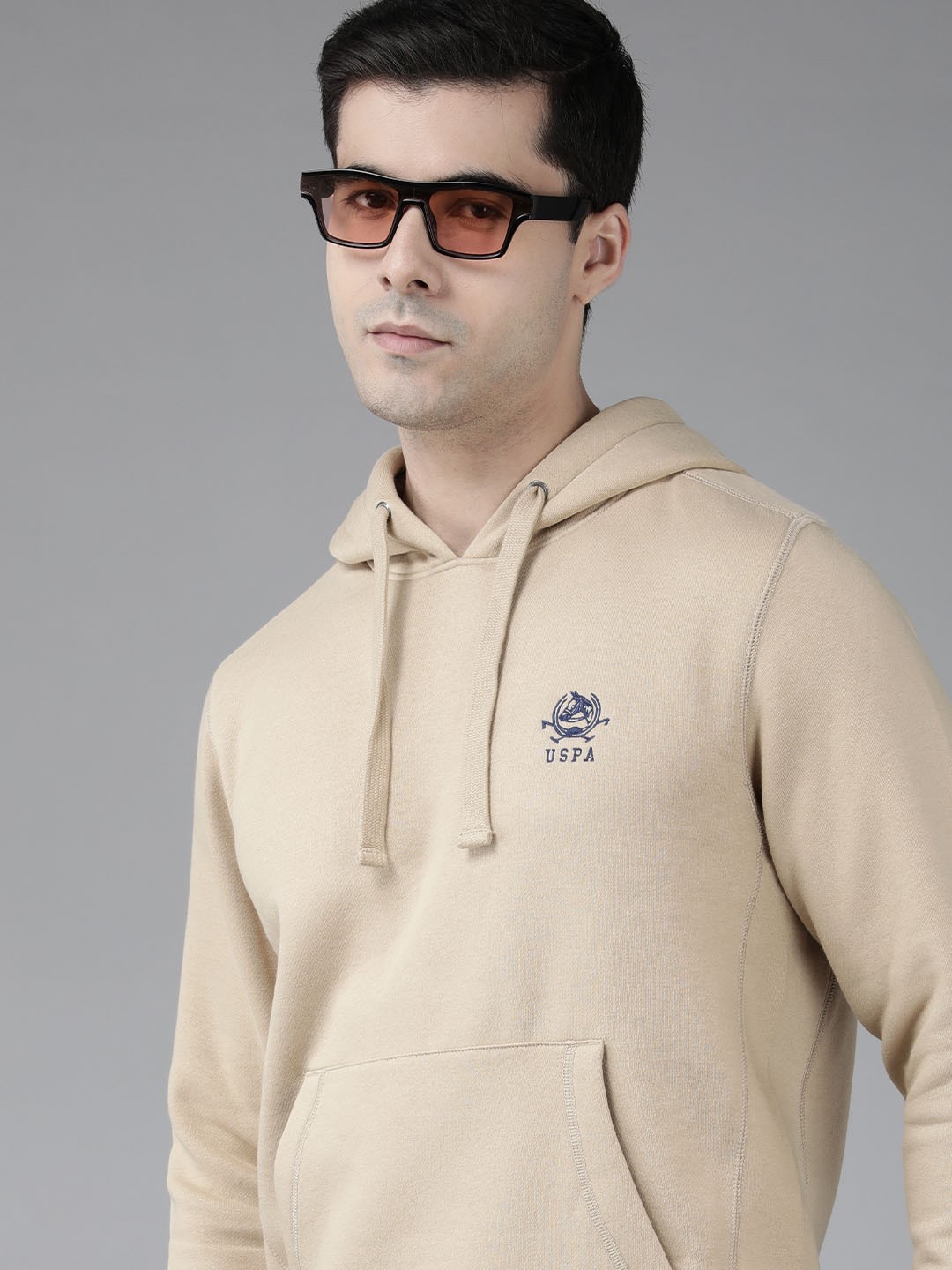 

U.S. Polo Assn. Men Beige Solid Hooded Sweatshirt
