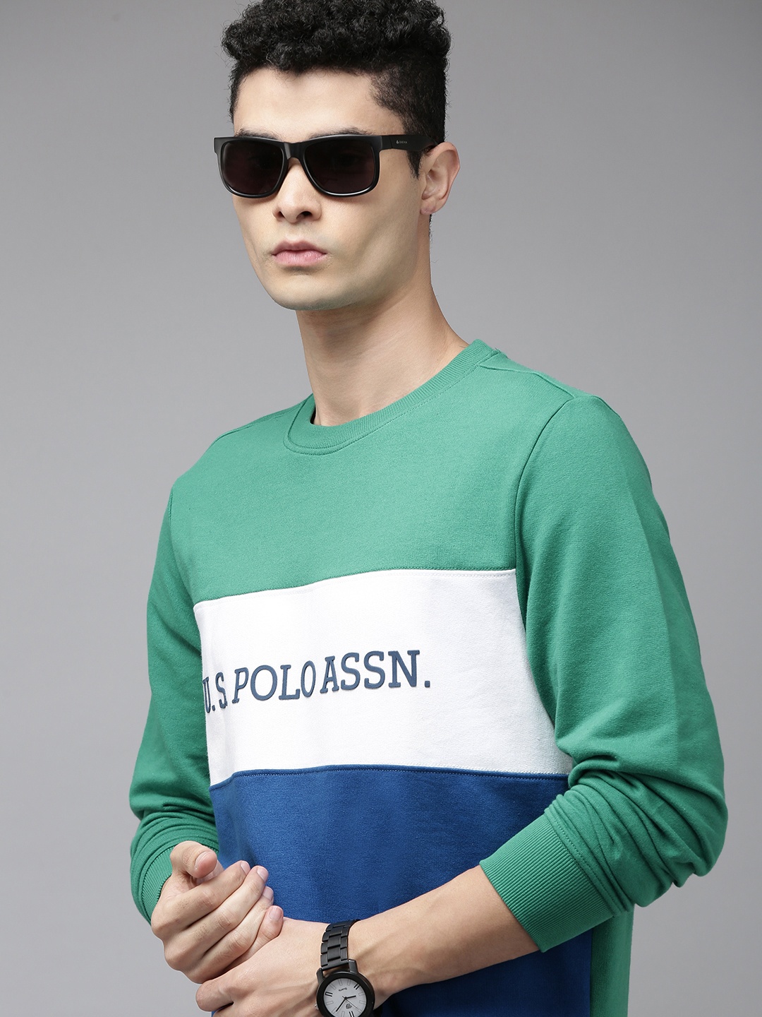 

U.S. Polo Assn. Men Sea Green & Blue Colourblocked Sweatshirt