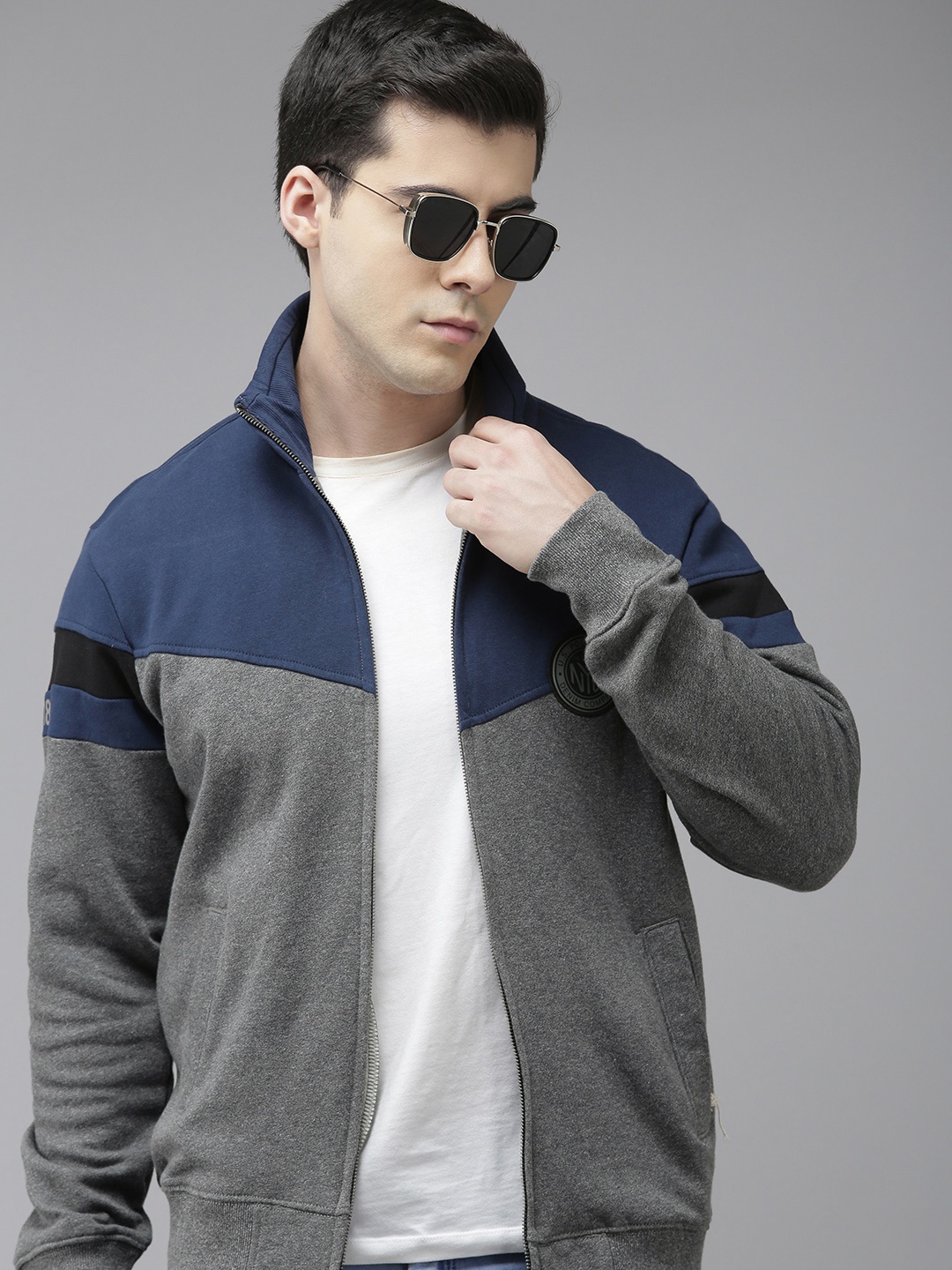 

U.S. Polo Assn. Denim Co. Men Grey Colourblocked Mock Collar Sweatshirt