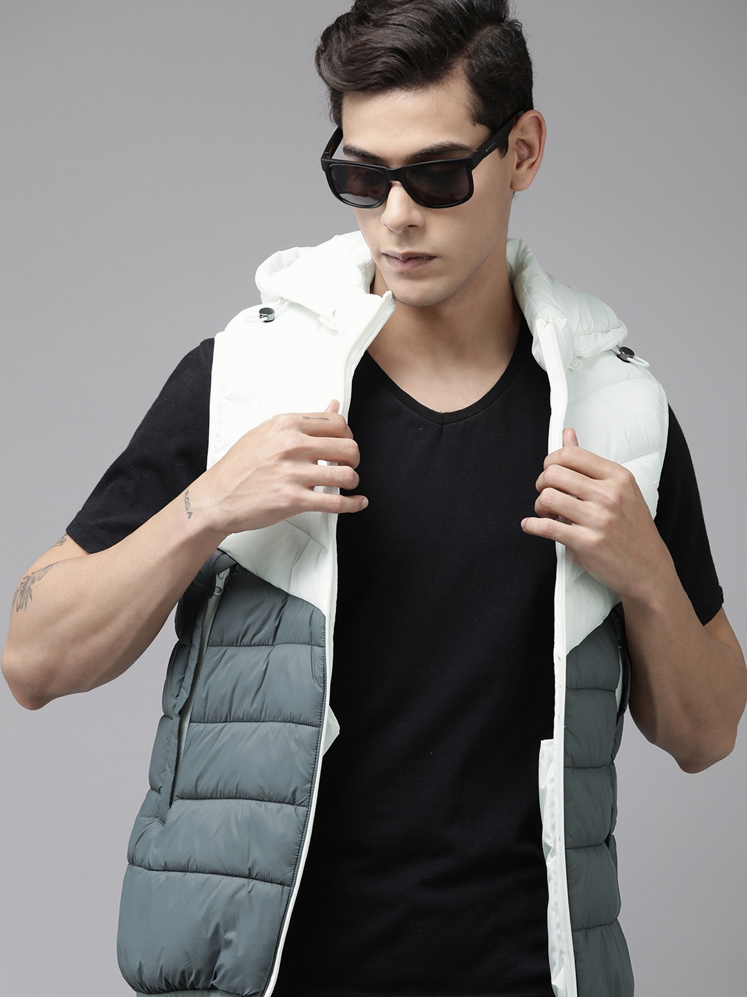 

U S Polo Assn Men Grey And White Colourblocked Hooded Padded Jacket
