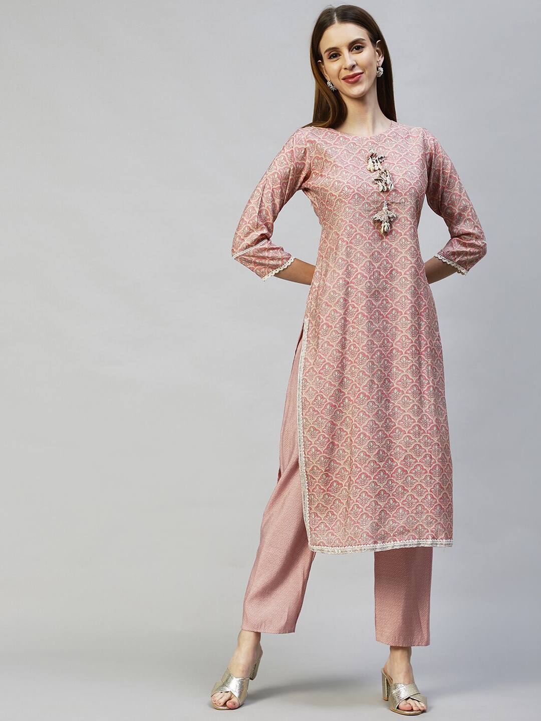 

FASHOR Women Pink Layered Beads and Stones Kurta with Trousers