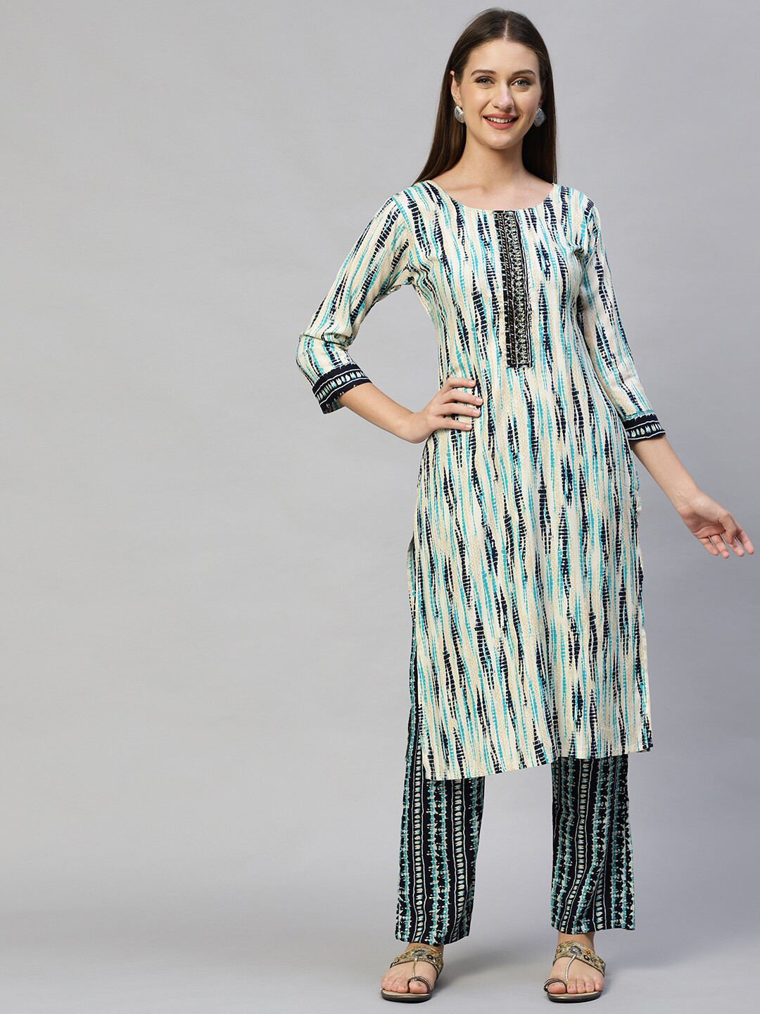 

FASHOR Women Blue Printed Kurta with Palazzos