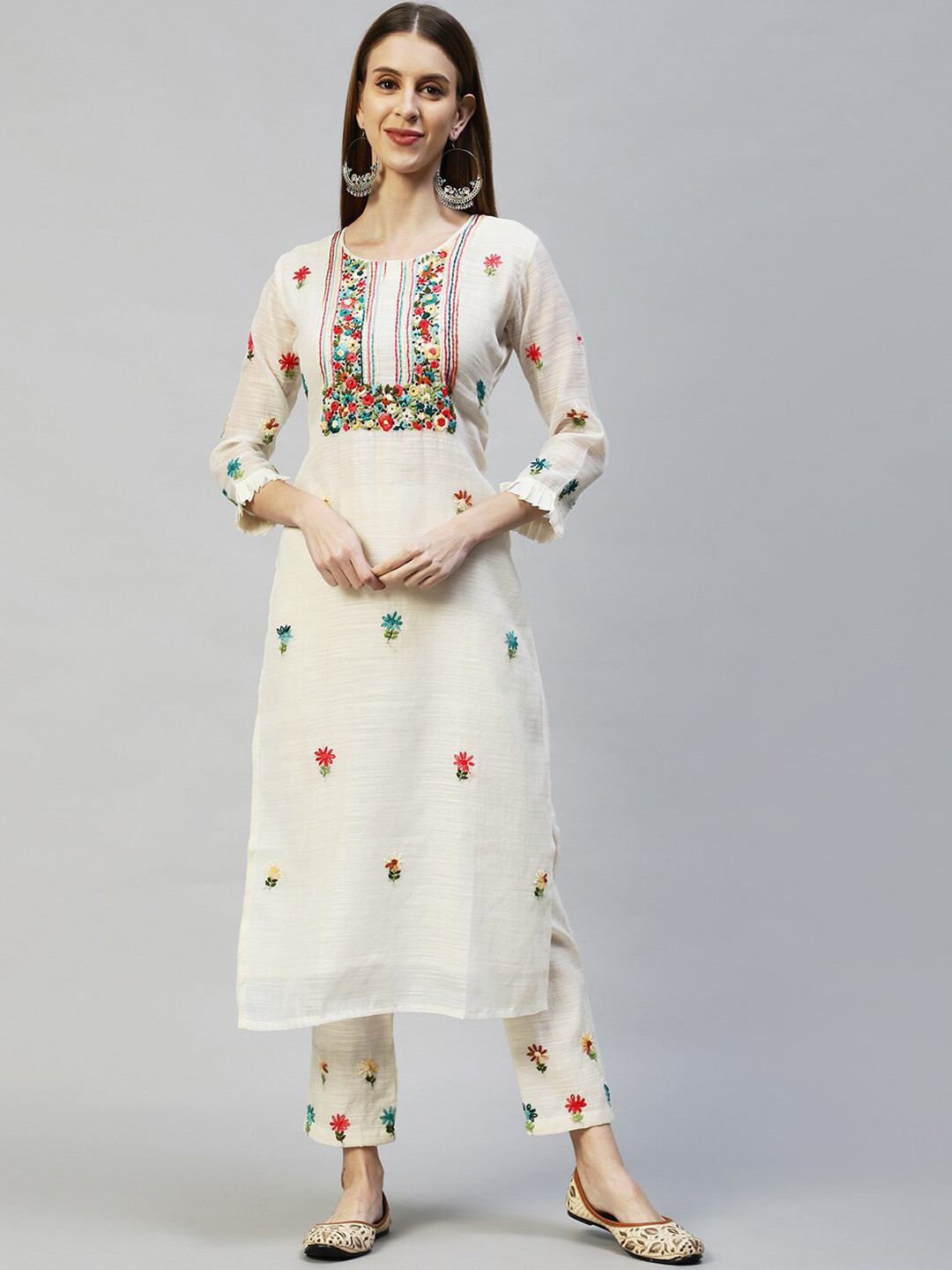 

FASHOR Women White Embroidered Chanderi Silk Kurta with Trousers