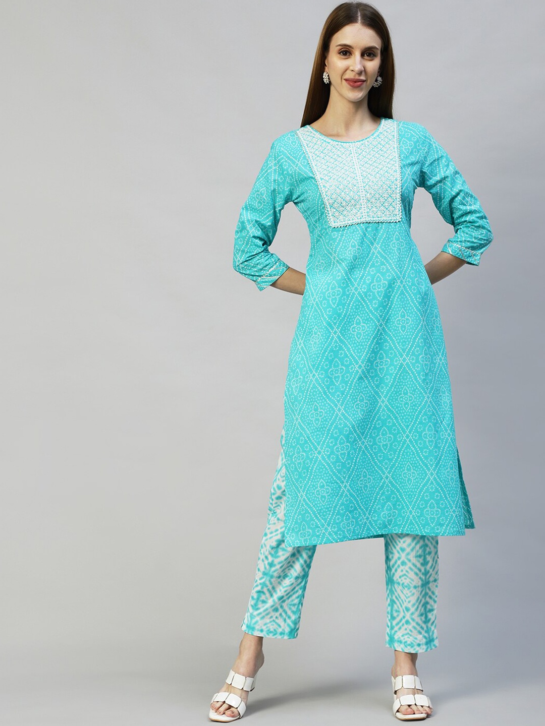 

FASHOR Women Blue Bandhani printed Pure Cotton Kurta with Pant