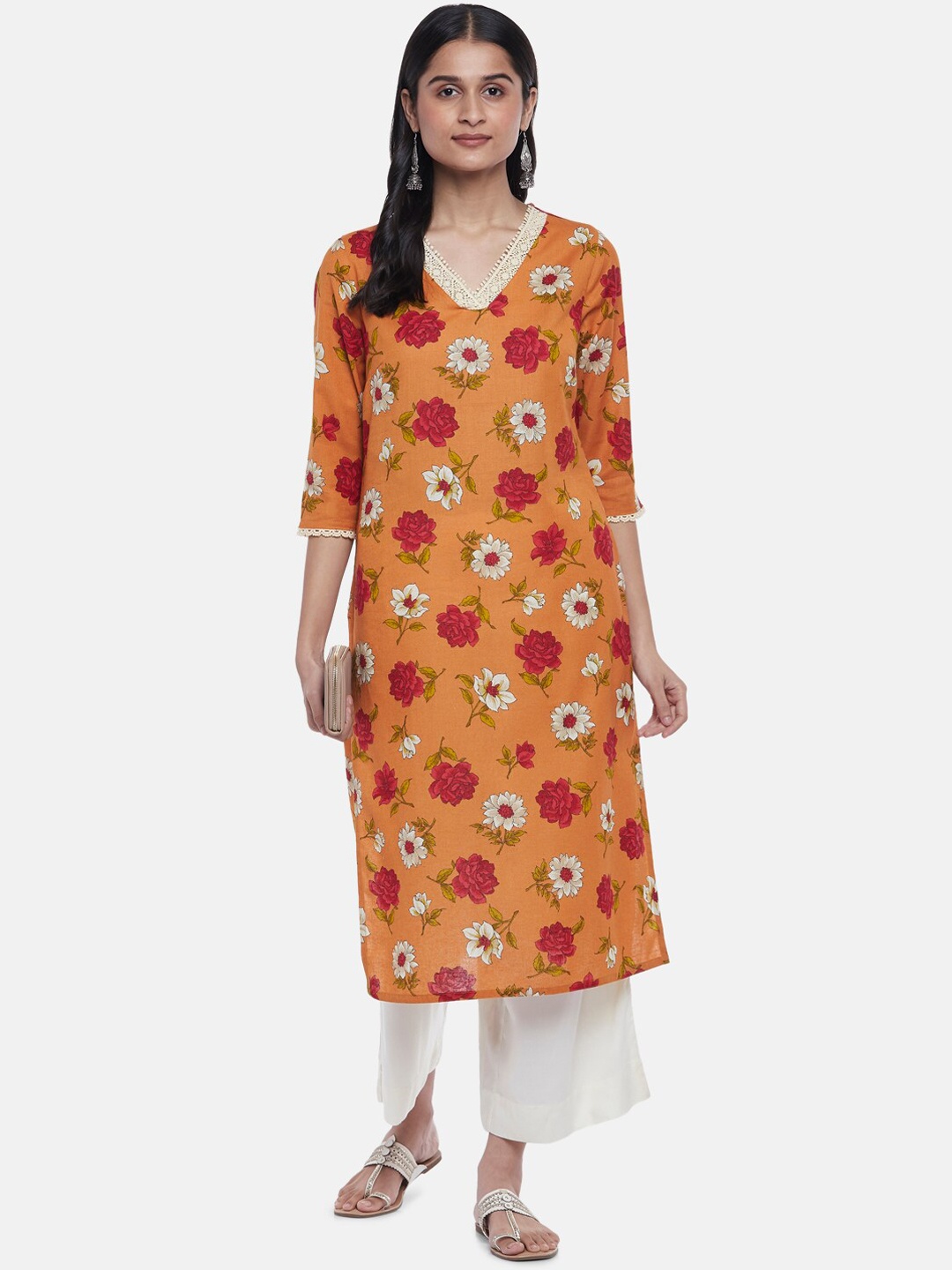 

RANGMANCH BY PANTALOONS Women Orange & Red Floral Embellished Thread Work Kurta