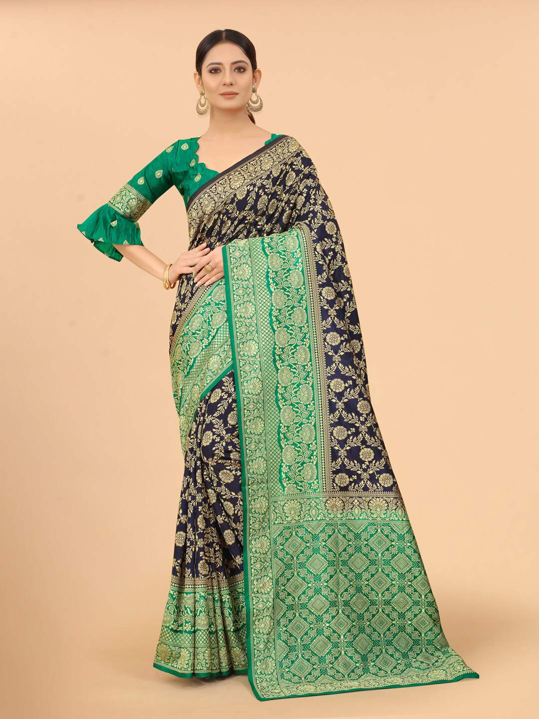 

WELL WORN Navy Blue & Green Woven Design Zari Silk Cotton Banarasi Saree