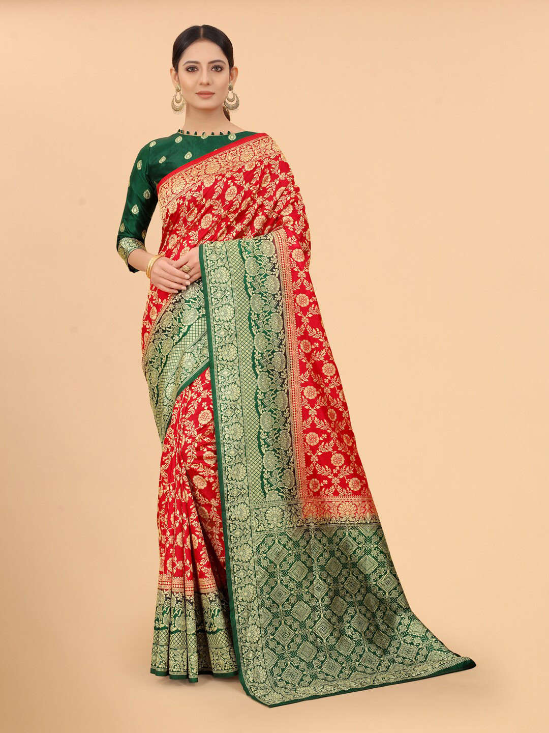 

WELL WORN Red & Green Zari Silk Cotton Banarasi Saree