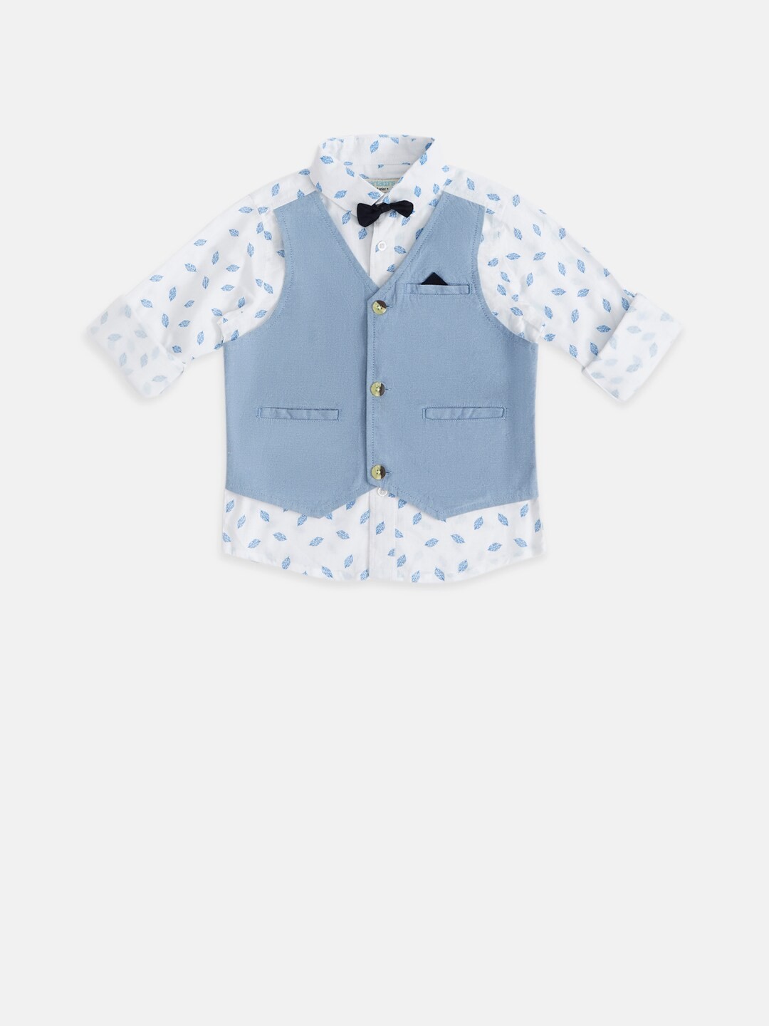 

Pantaloons Junior Boys White Printed Casual Shirt