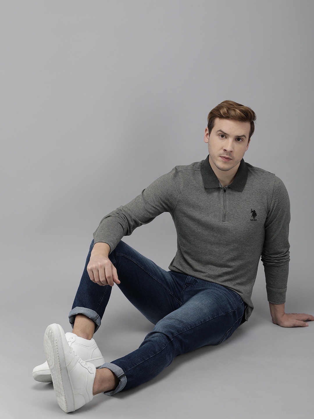 

U.S. Polo Assn. Men Grey Solid Pure Cotton Slim Fit T-shirt